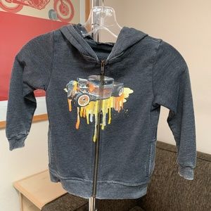 La Miniatura boys zip front graphic hoodie, size 4